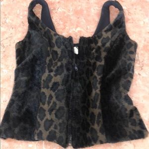 BETSEY JOHNSON ANIMAL PRINT FAUX FUR VEST SIZE L